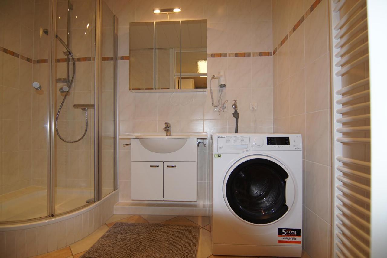 Deichliebe-Bullauge Appartement Büsum Buitenkant foto